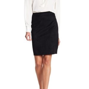 New BcBg Suede Pencil Skirt 2021 XS 2